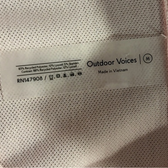 Outdoor voices birdie powder pink polo shirt dress
Size Medium NWT - Picture 5 of 7
